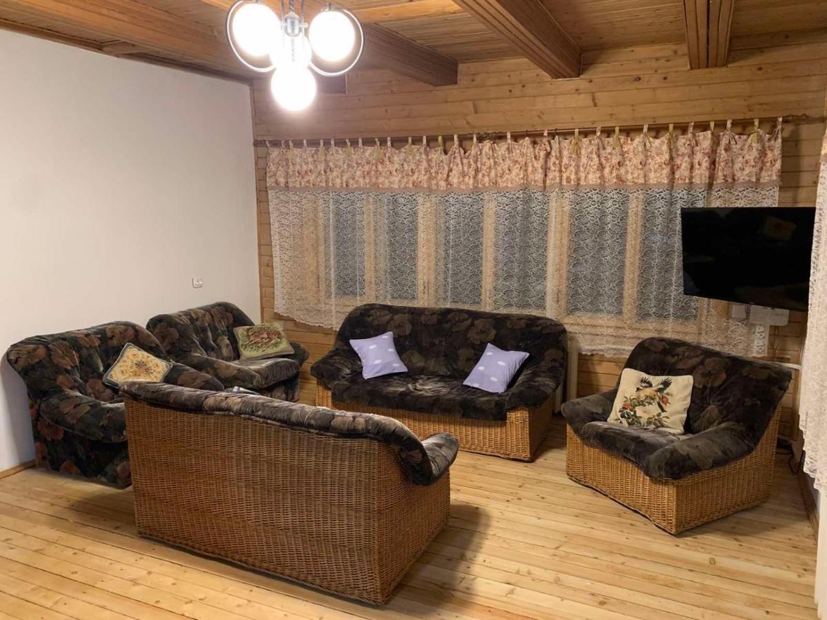 Sadyba Vanda Oryavchyk Extérieur photo