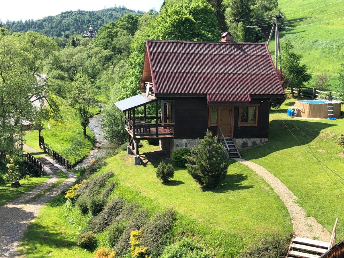 Sadyba Vanda Oryavchyk Extérieur photo